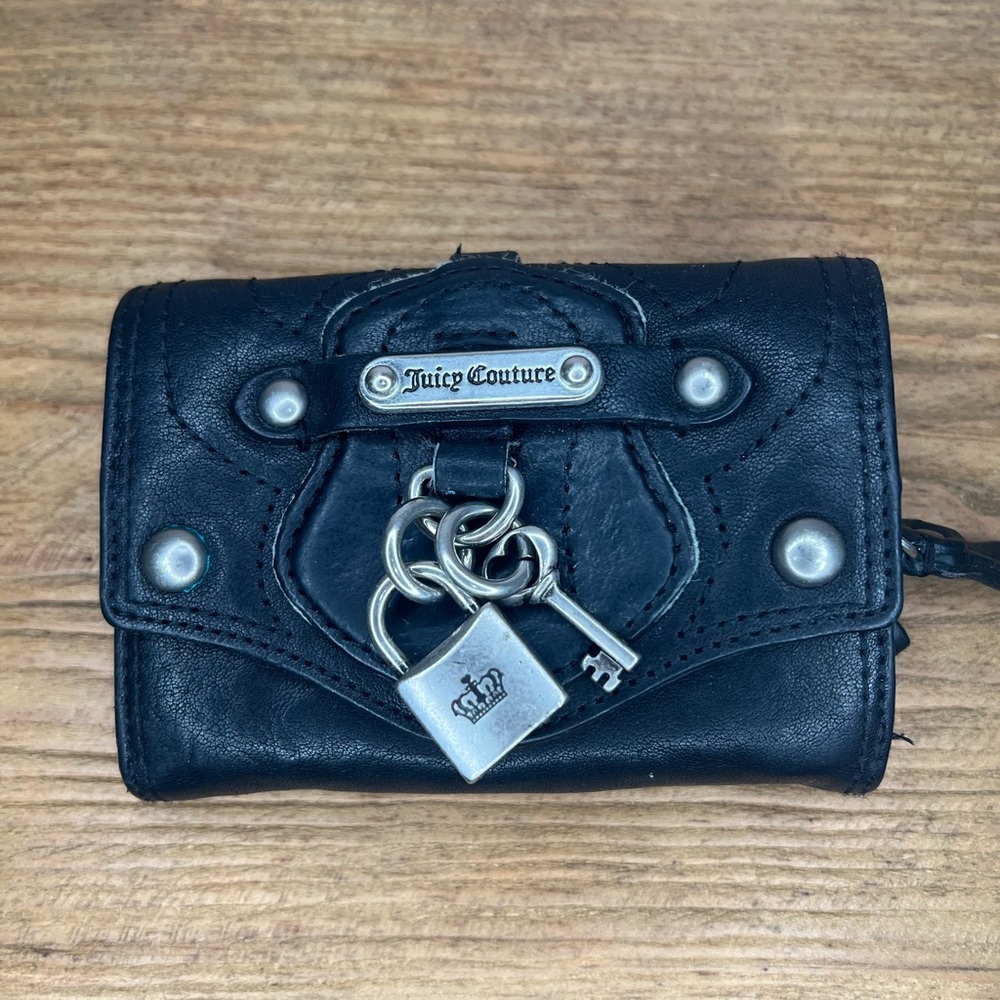 Vintage Juicy Couture Leather Wallet